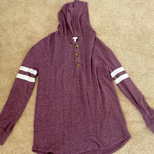 Long sleeved T-shirt with hoodie